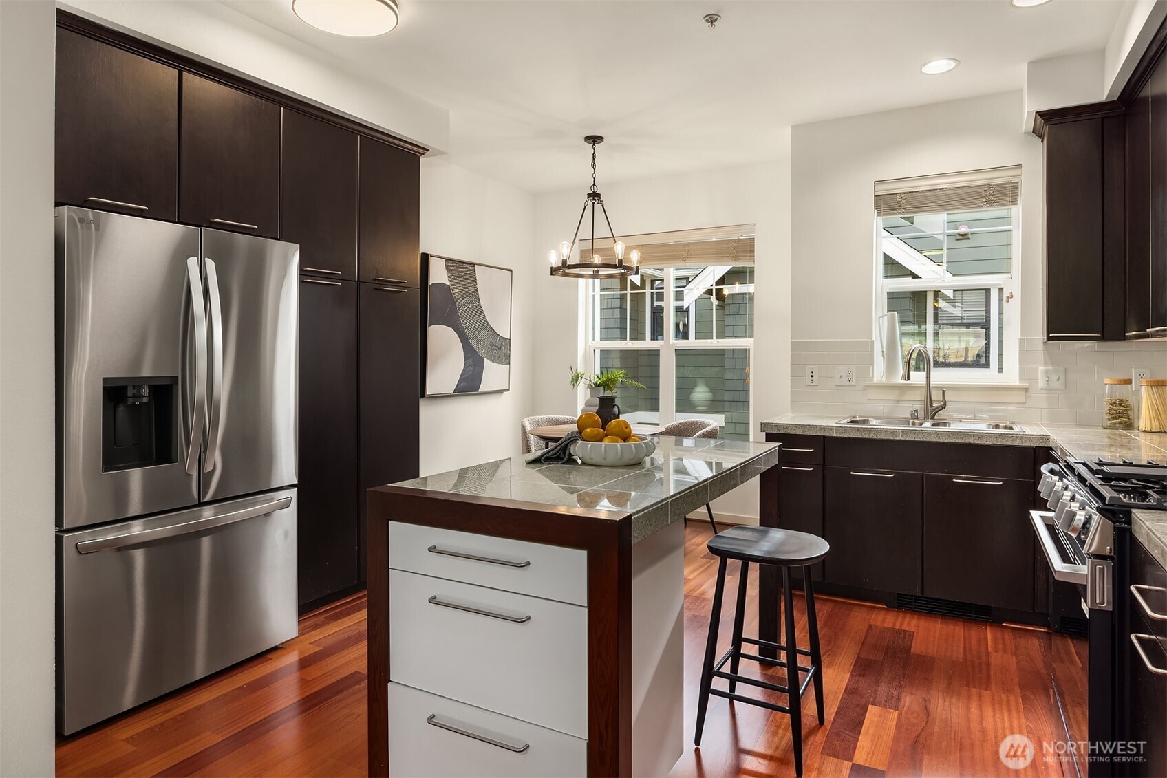 1848 NE Kenyon Court , Issaquah, WA 98029