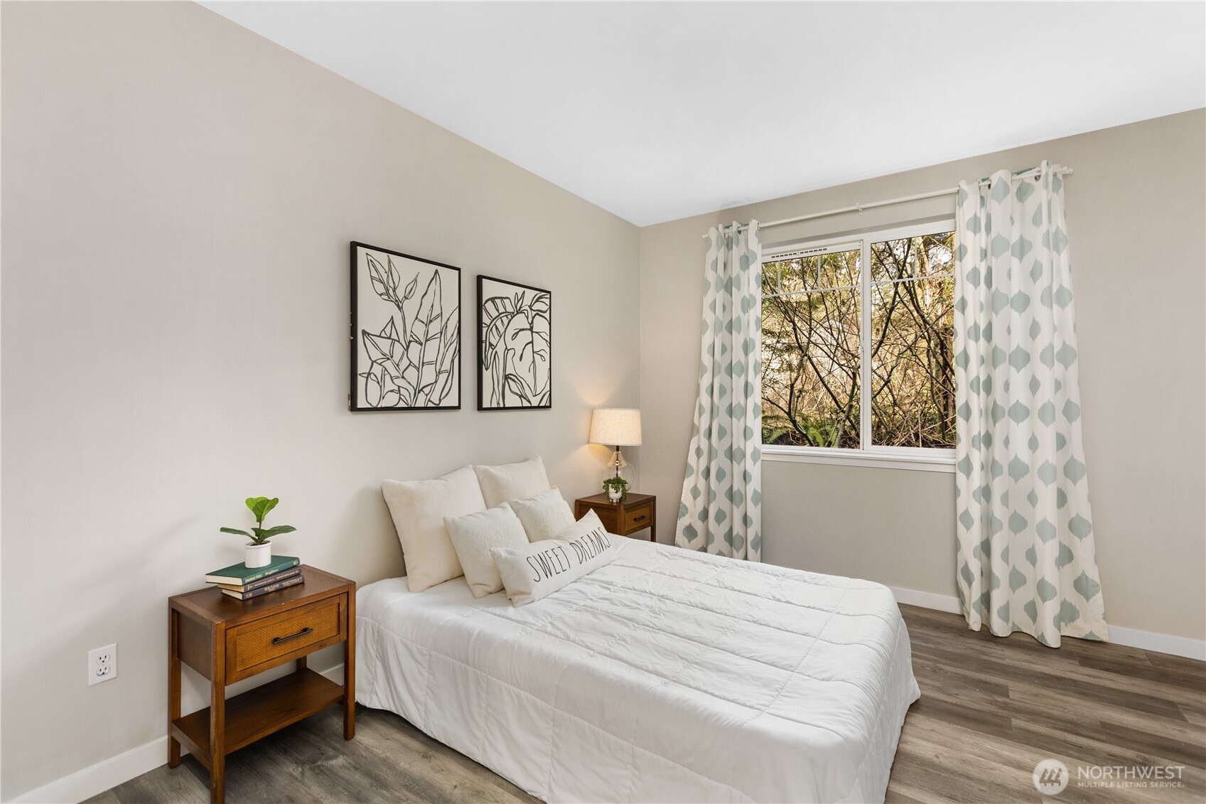 12712 Admiralty Way #F104, Everett, WA 98204