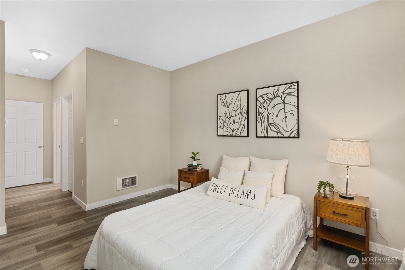 12712 Admiralty Way #F104, Everett, WA 98204