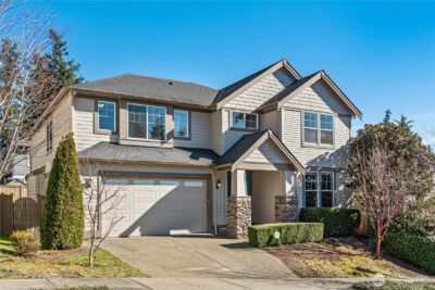 610 Field Place NE, Renton, WA 98059 - Photo 2