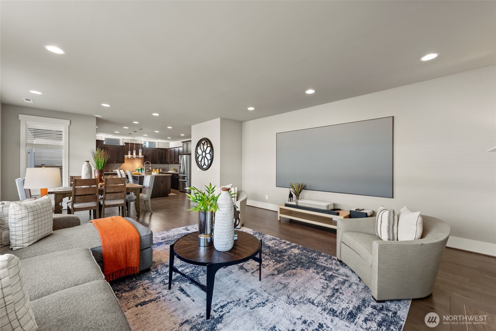 610 Field Place NE, Renton, WA 98059