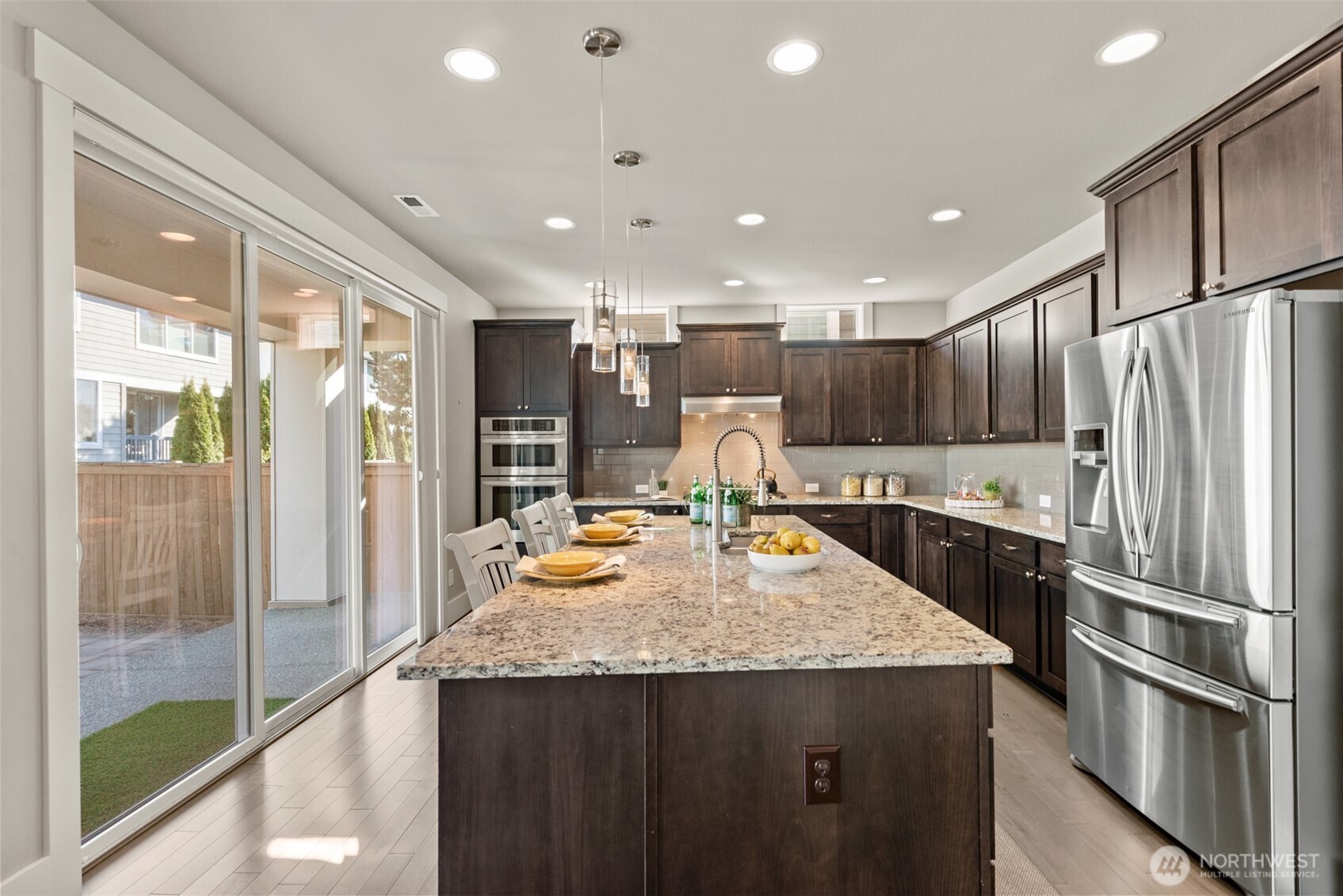 610 Field Place NE, Renton, WA 98059