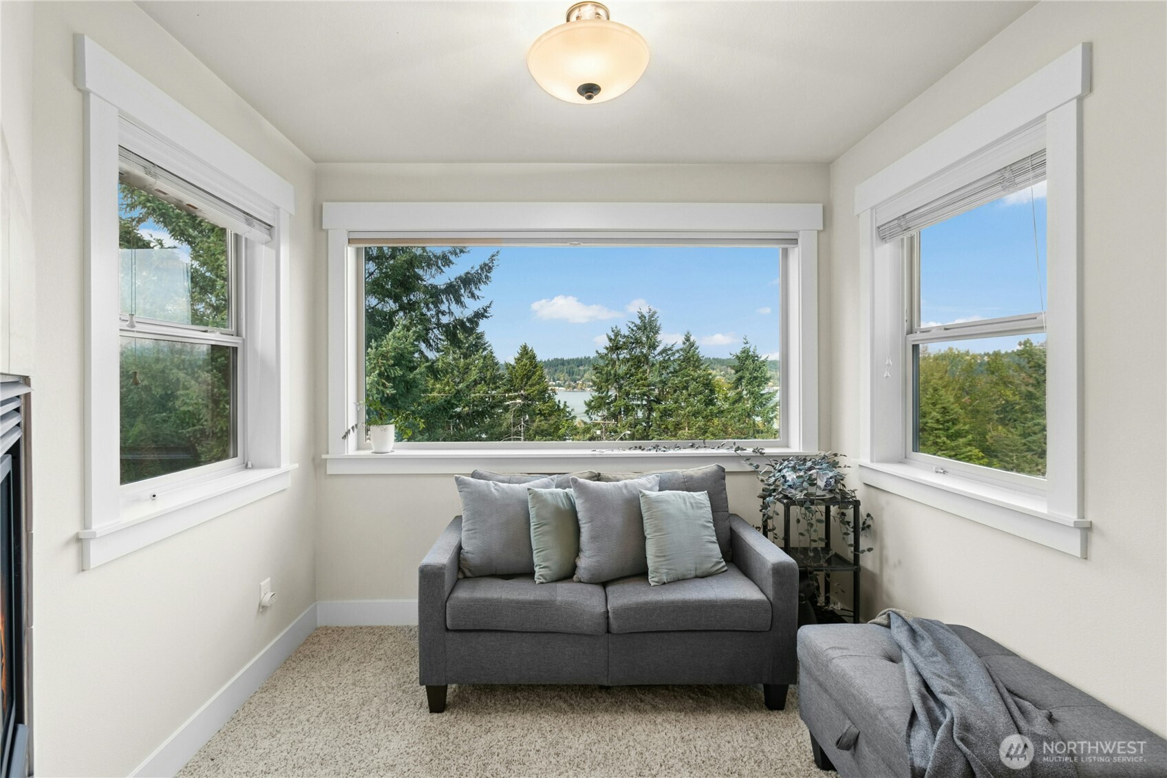 2744 NW Pine Cone Place , Issaquah, WA 98027