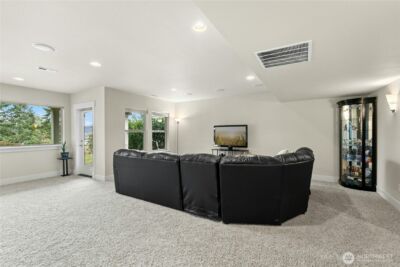 2744 NW Pine Cone Place , Issaquah, WA 98027 - Photo 31