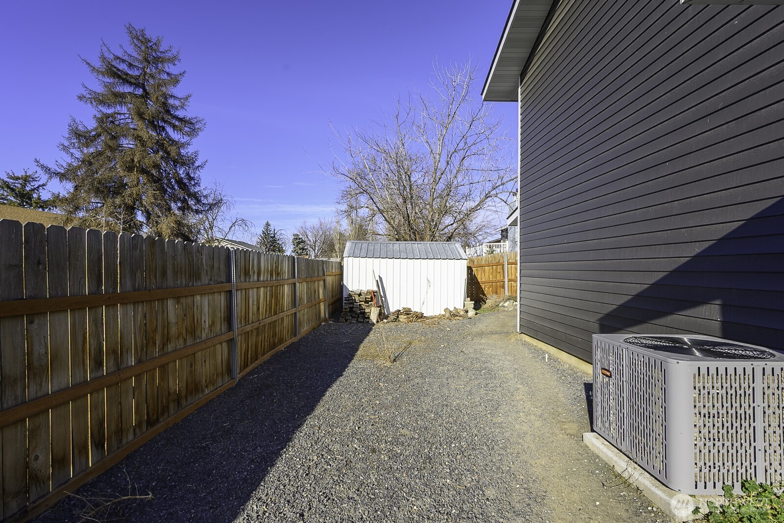 306 Belmont Avenue , Moses Lake, WA 98837