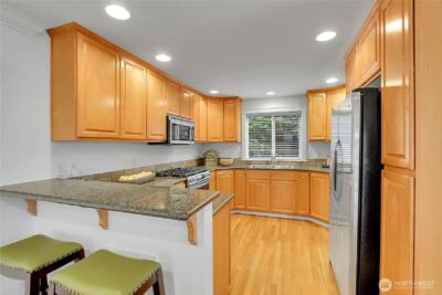 815 2nd Avenue N #A, Seattle, WA 98109 - Photo 15