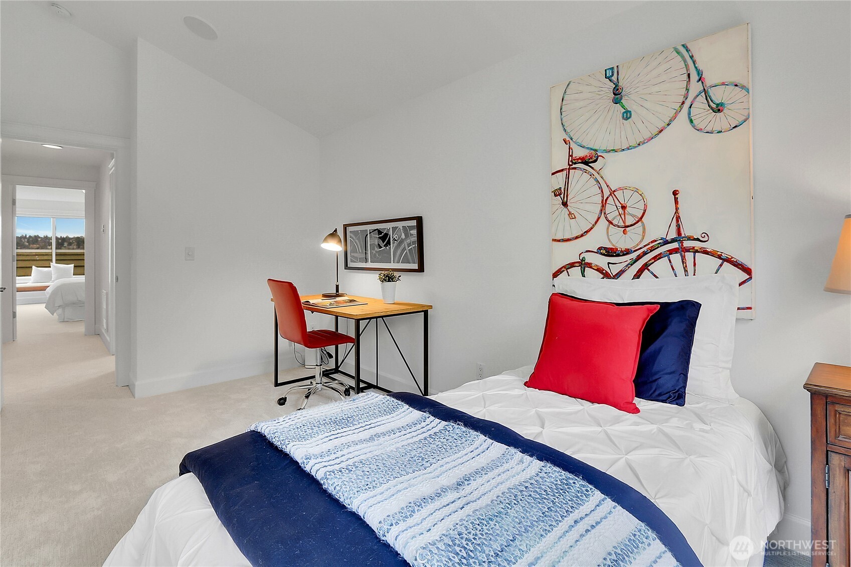 815 2nd Avenue N #A, Seattle, WA 98109