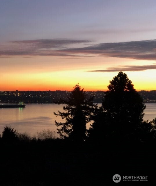 4520 Kennedy Road NE, Tacoma, WA 98422