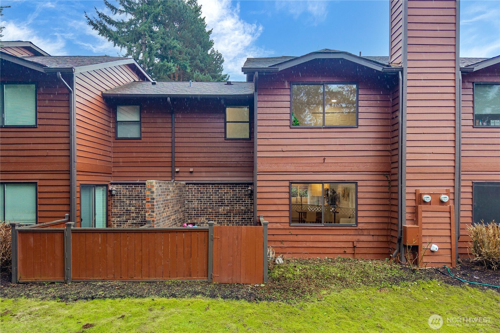 1733 157th Avenue NE #E102, Bellevue, WA 98008