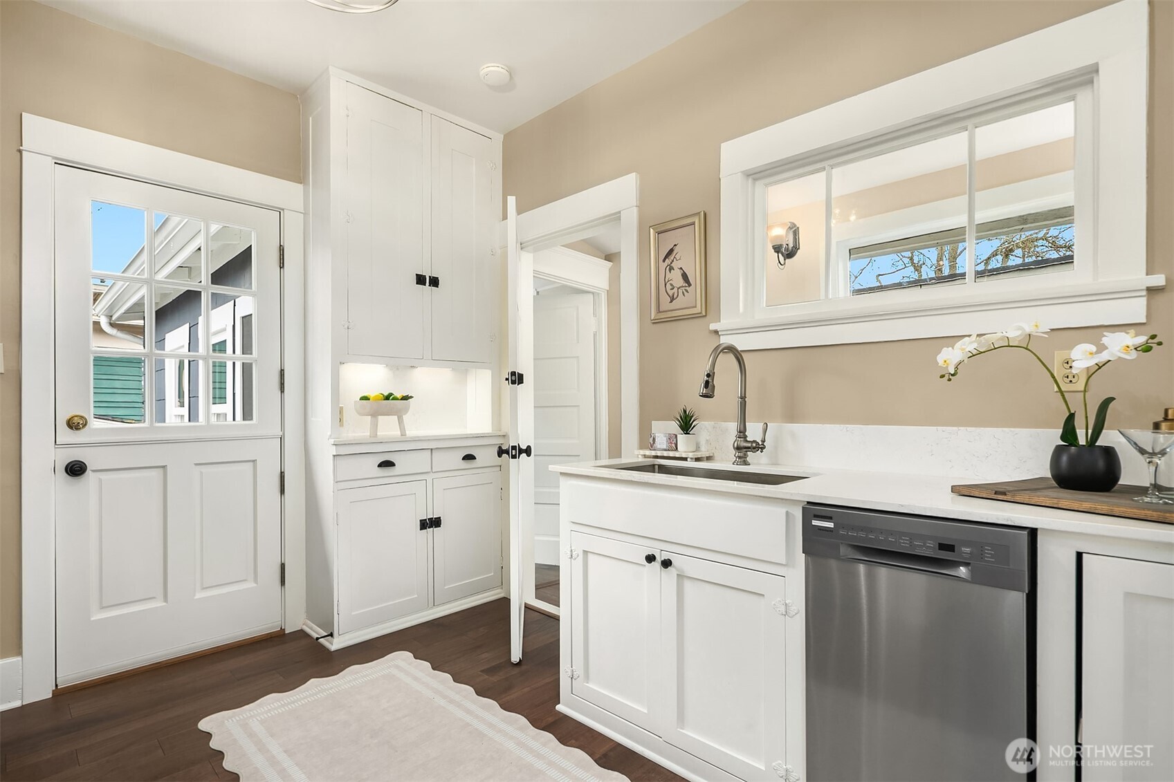 511 W McGraw Street , Seattle, WA 98119