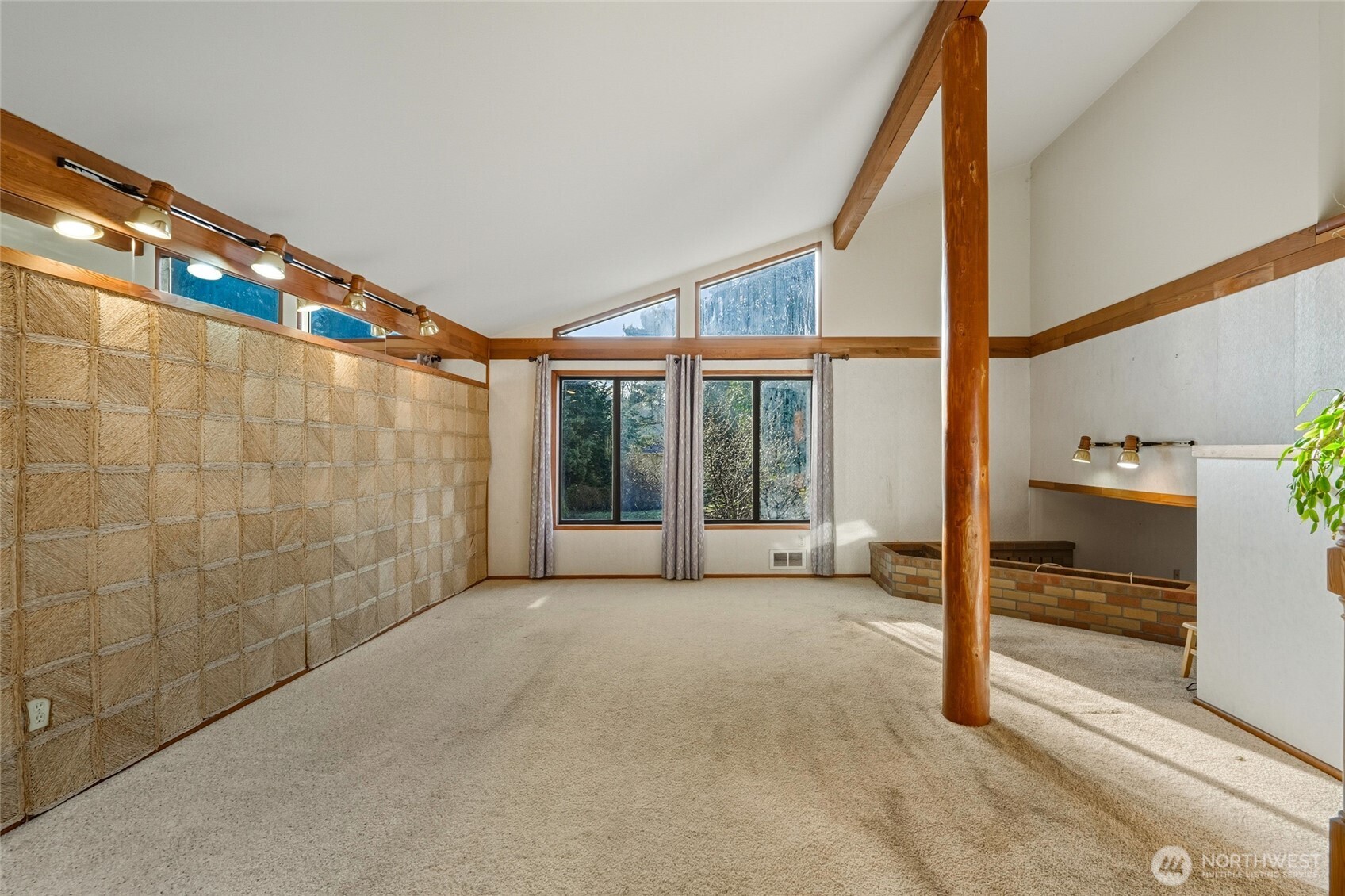 7172 Butler Hill Road , Burlington, WA 98233