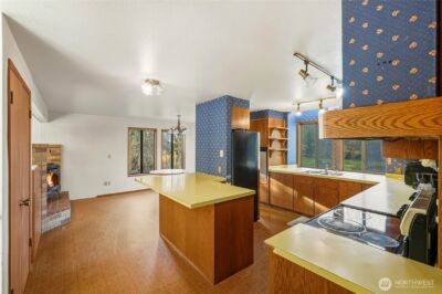 7172 Butler Hill Road , Burlington, WA 98233 - Photo 7