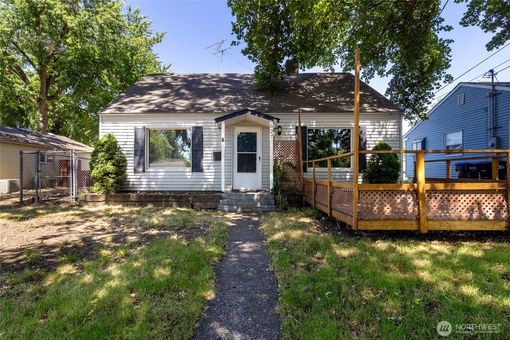 627 Juniper Street , Walla Walla, WA 99362