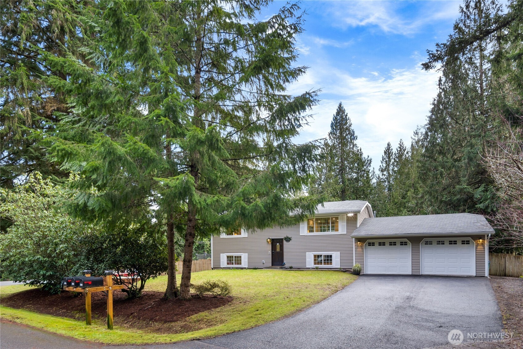 31835 NE 103rd Street , Carnation, WA 98014