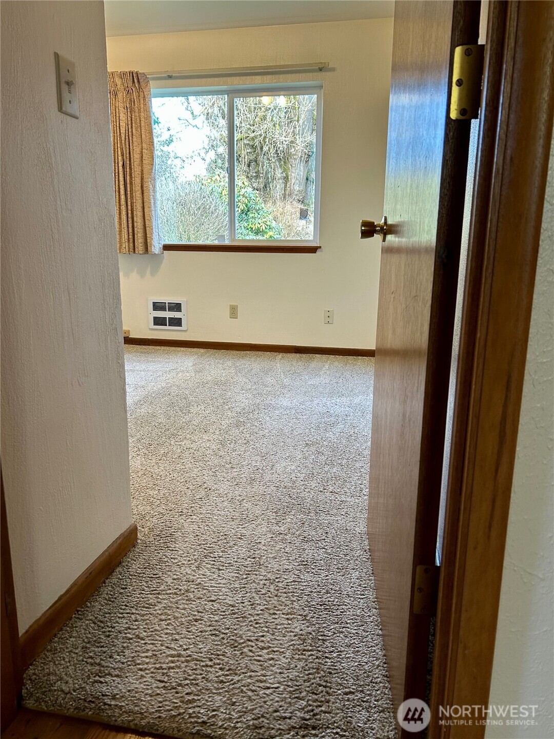 518 520 18th Avenue SE, Olympia, WA 98501