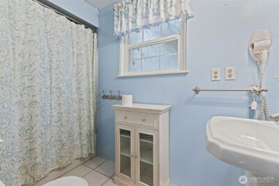 329 SE 2nd Street , South Prairie, WA 98385 - Photo 14