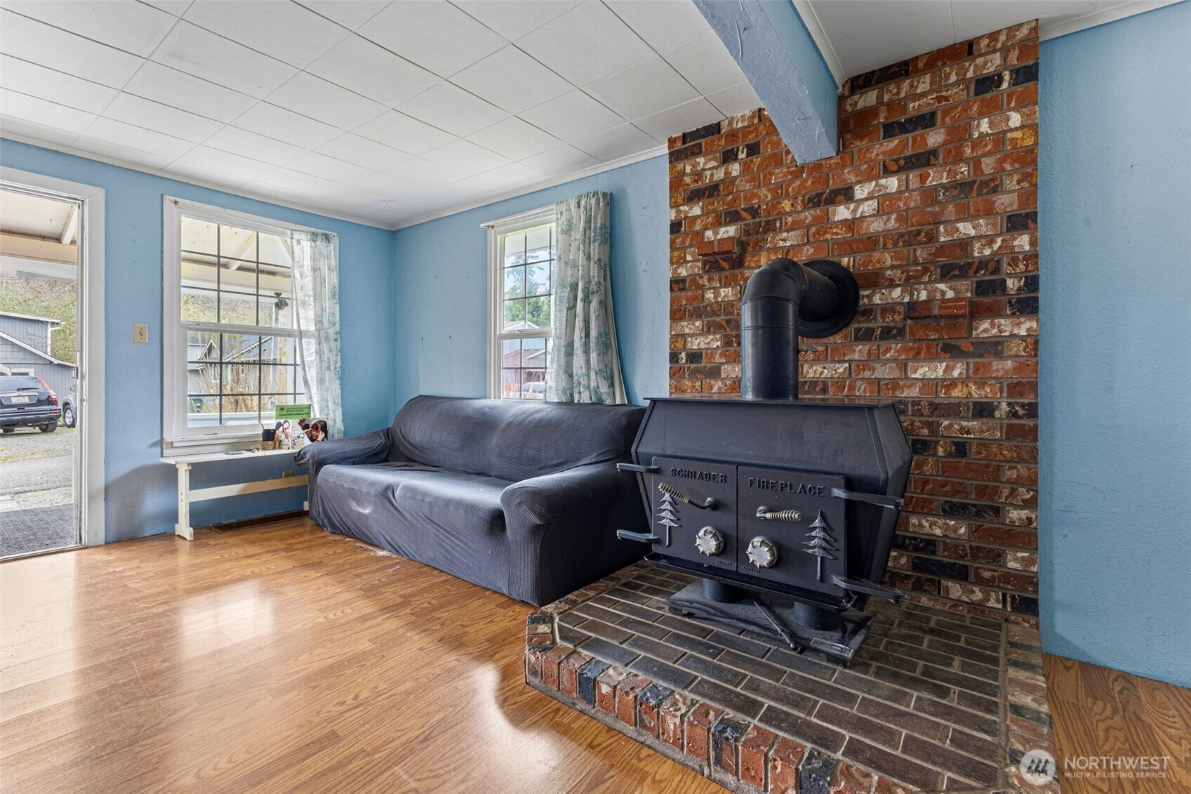 329 SE 2nd Street , South Prairie, WA 98385