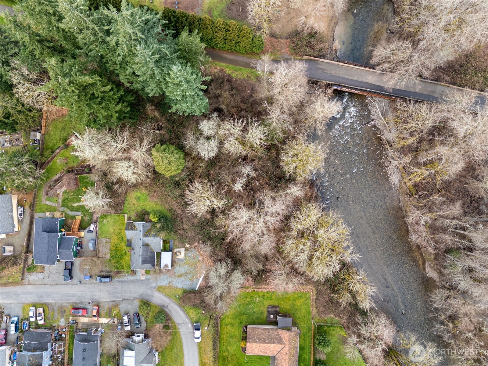 329 SE 2nd Street , South Prairie, WA 98385