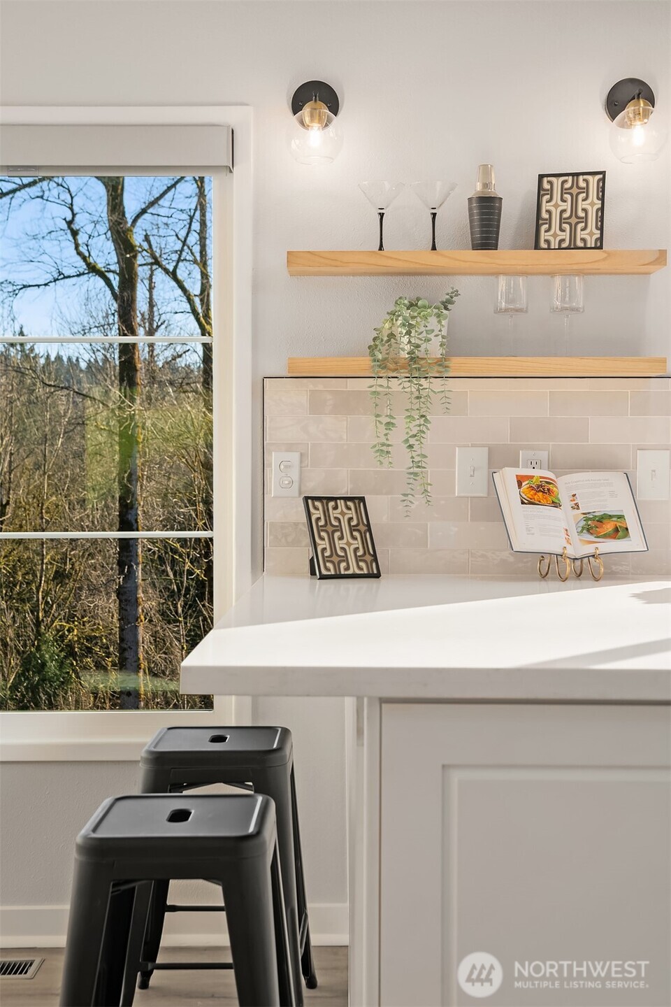 13517 246th Avenue SE, Issaquah, WA 98027-8306