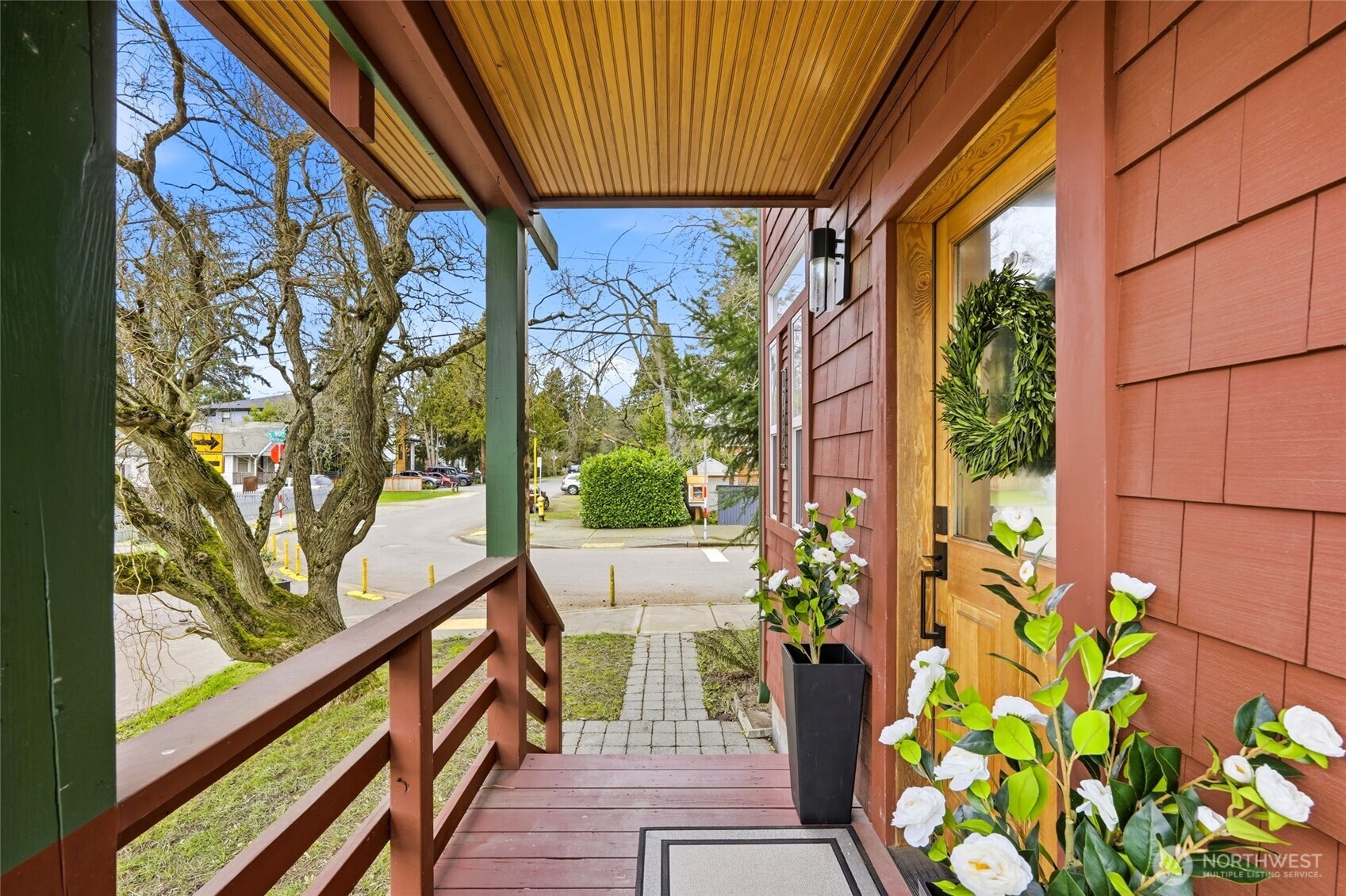 8752 Dayton Avenue N #B, Seattle, WA 98103