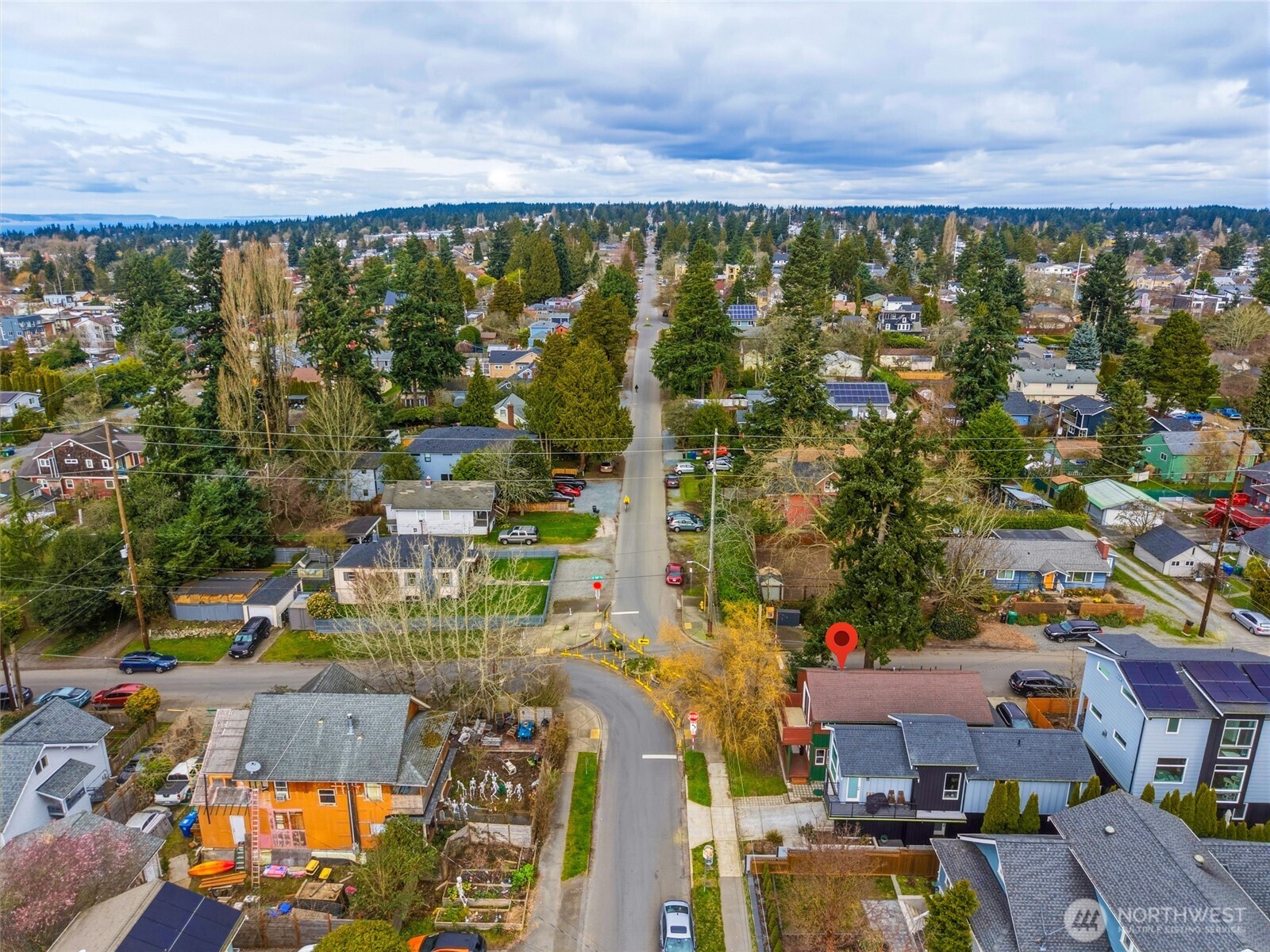 8752 Dayton Avenue N #B, Seattle, WA 98103