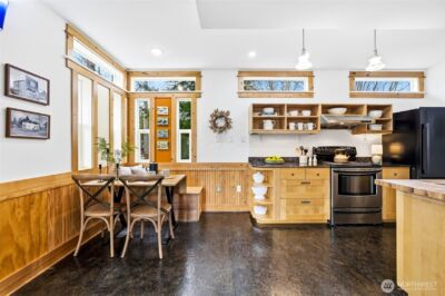 8752 Dayton Avenue N #B, Seattle, WA 98103 - Photo 4