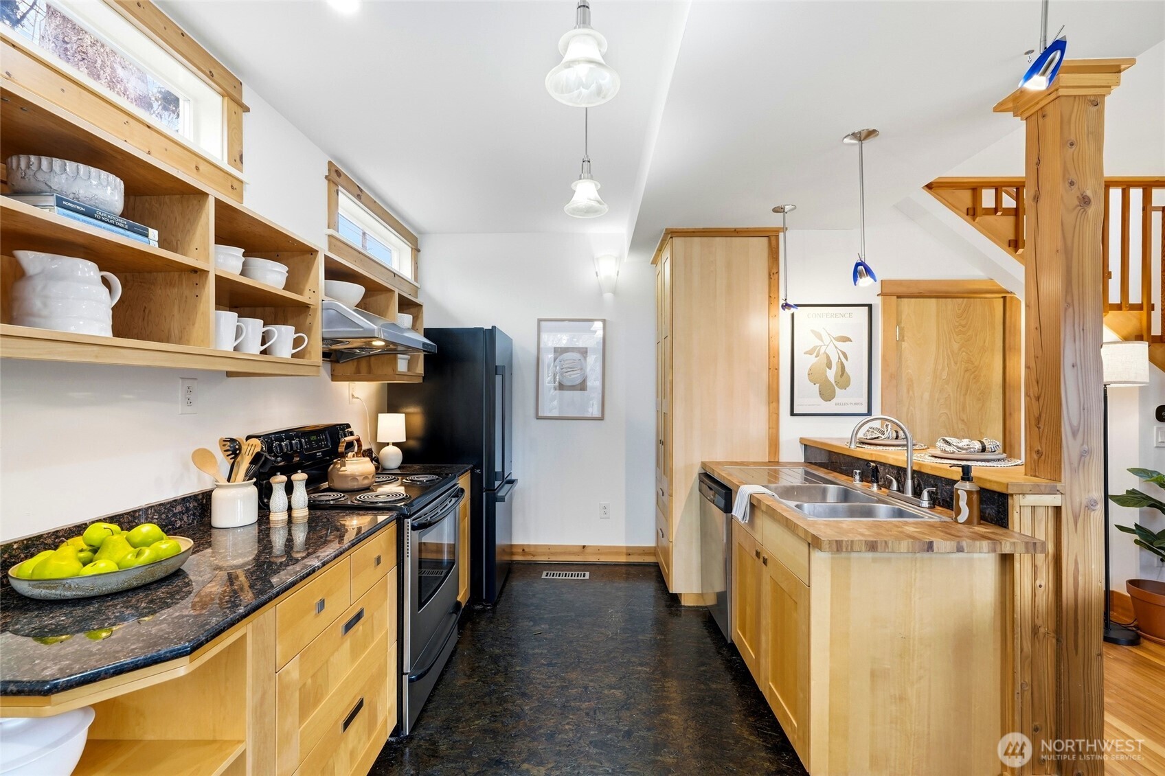 8752 Dayton Avenue N #B, Seattle, WA 98103