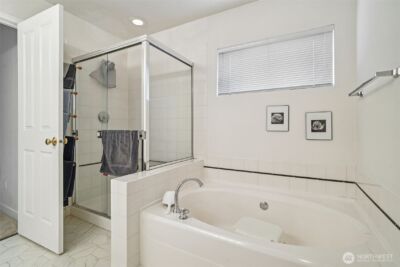 722 239th Lane SE, Sammamish, WA 98074 - Photo 22