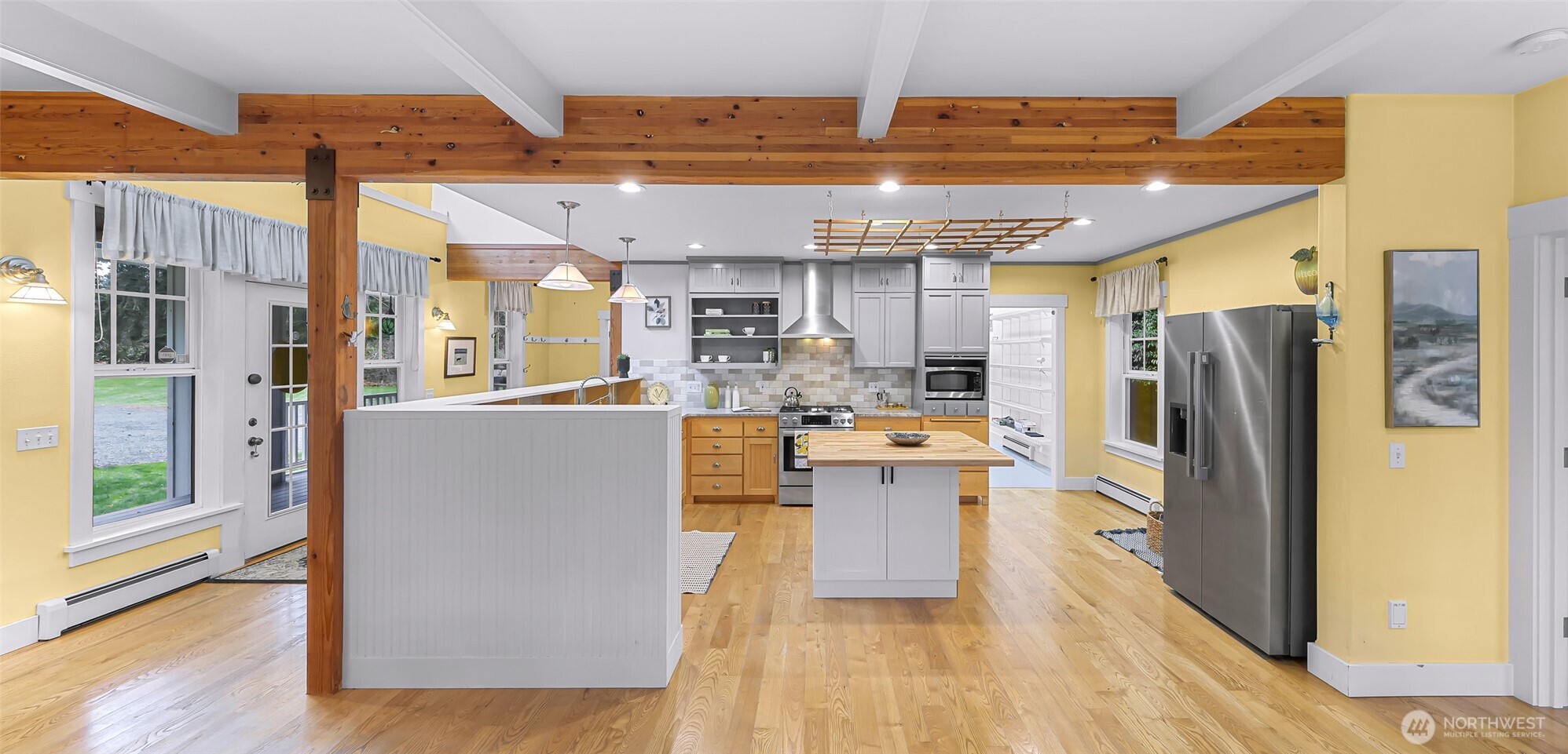 3445 SE Camano Drive , Camano Island, WA 98282