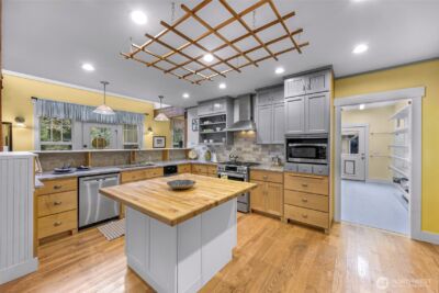 3445 SE Camano Drive , Camano Island, WA 98282 - Photo 16