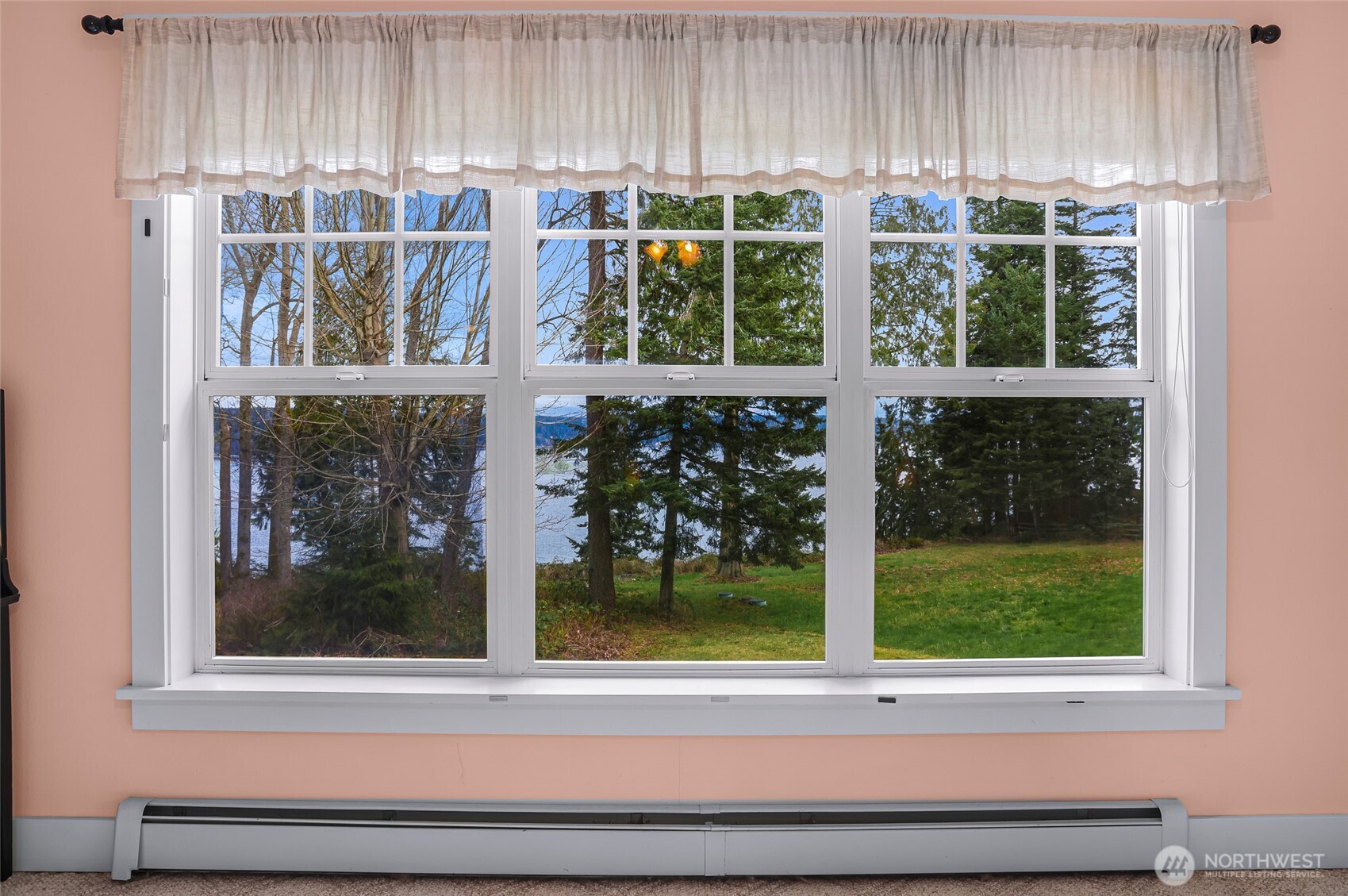 3445 SE Camano Drive , Camano Island, WA 98282