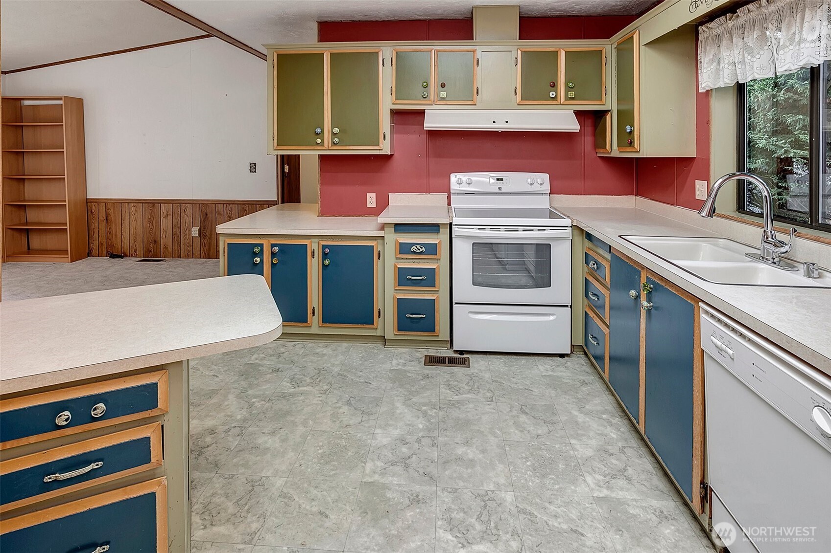 1121 244th Street SW #66, Bothell, WA 98021