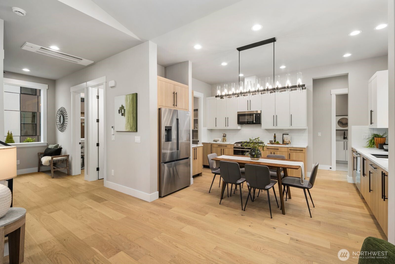 5014 114th Avenue NE #1, Kirkland, WA 98033-7715