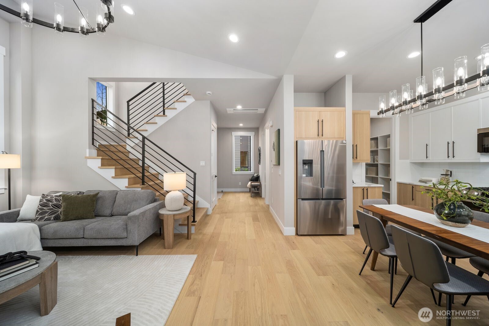 5014 114th Avenue NE #1, Kirkland, WA 98033-7715