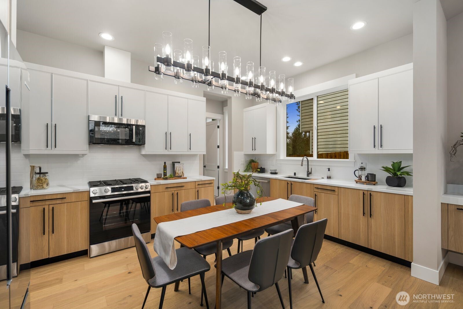 5014 114th Avenue NE #1, Kirkland, WA 98033-7715