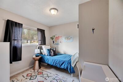 13825 Fender Drive , Lynnwood, WA 98087 - Photo 11