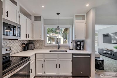 13825 Fender Drive , Lynnwood, WA 98087 - Photo 6