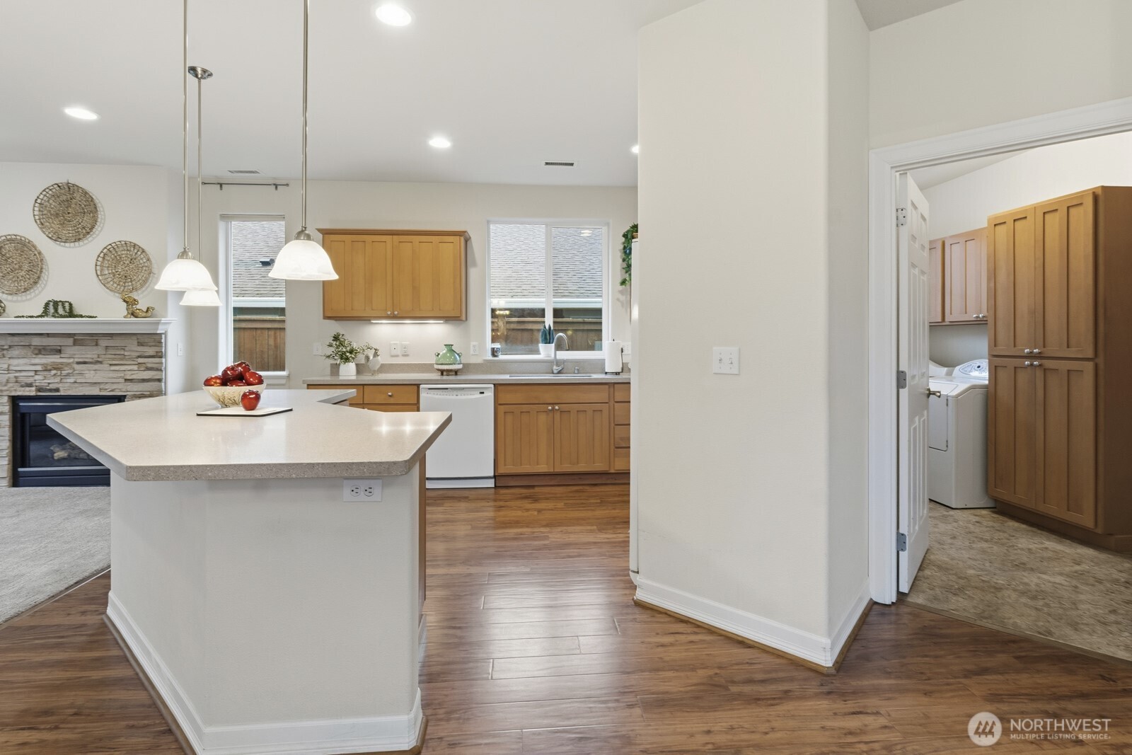 4901 Spokane St NE , Lacey, WA 98516