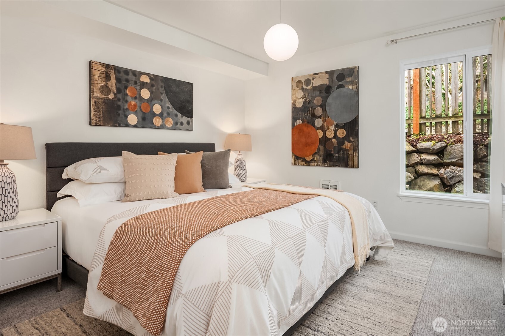 3661 Phinney Avenue N #109, Seattle, WA 98103