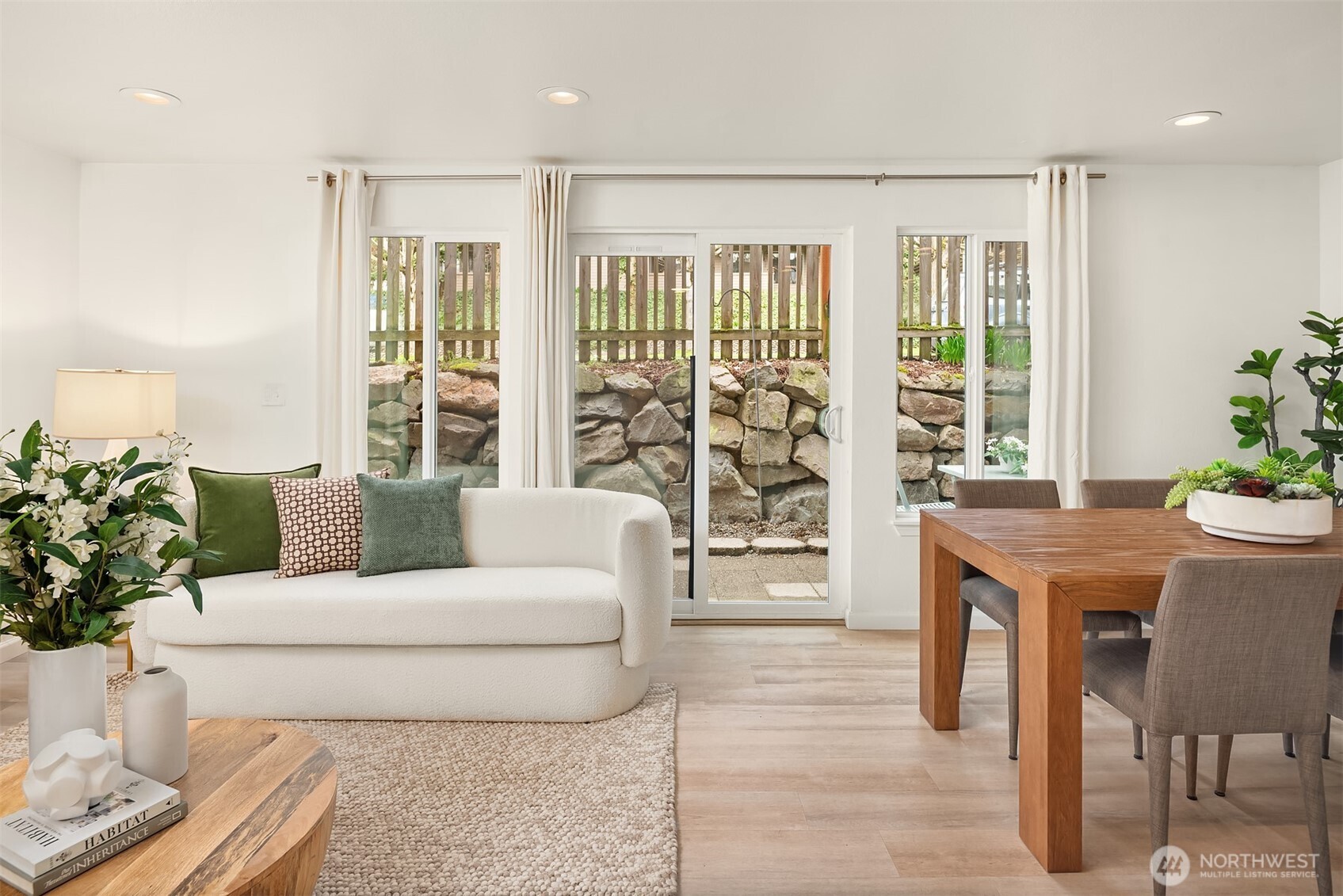 3661 Phinney Avenue N #109, Seattle, WA 98103