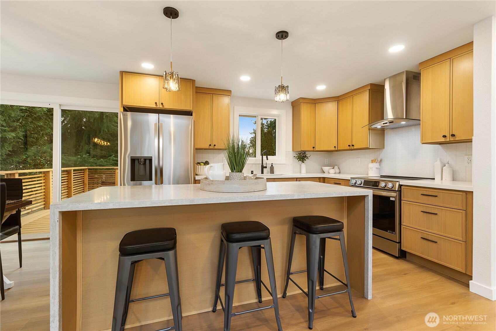 15833 NE 110th Street , Redmond, WA 98052