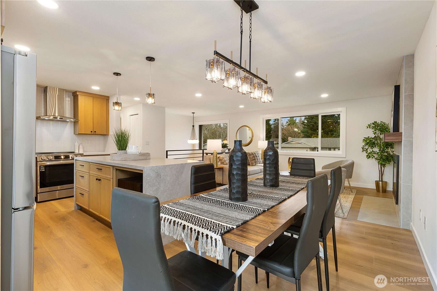 15833 NE 110th Street , Redmond, WA 98052