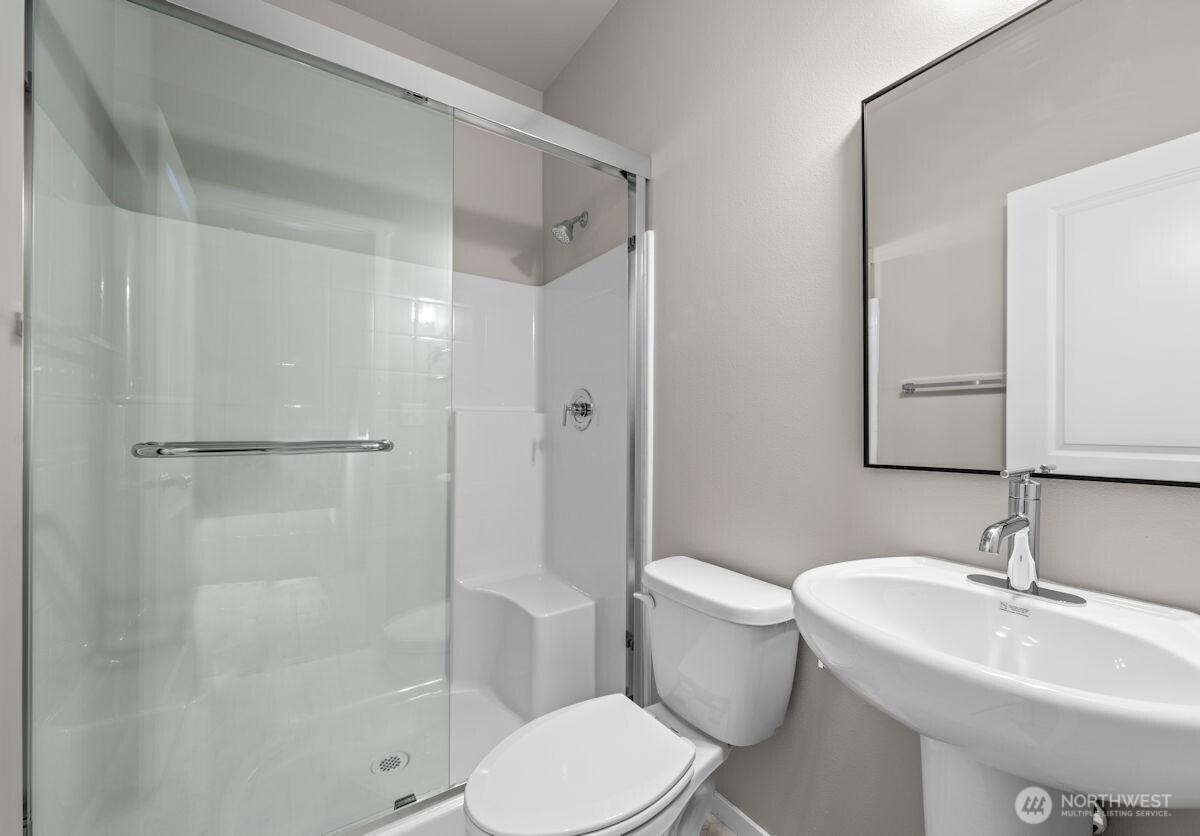 7027 Rainier Drive #E, Everett, WA 98203