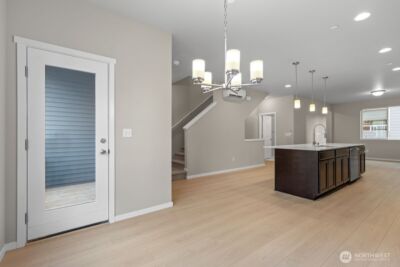 7027 Rainier Drive #E, Everett, WA 98203 - Photo 19