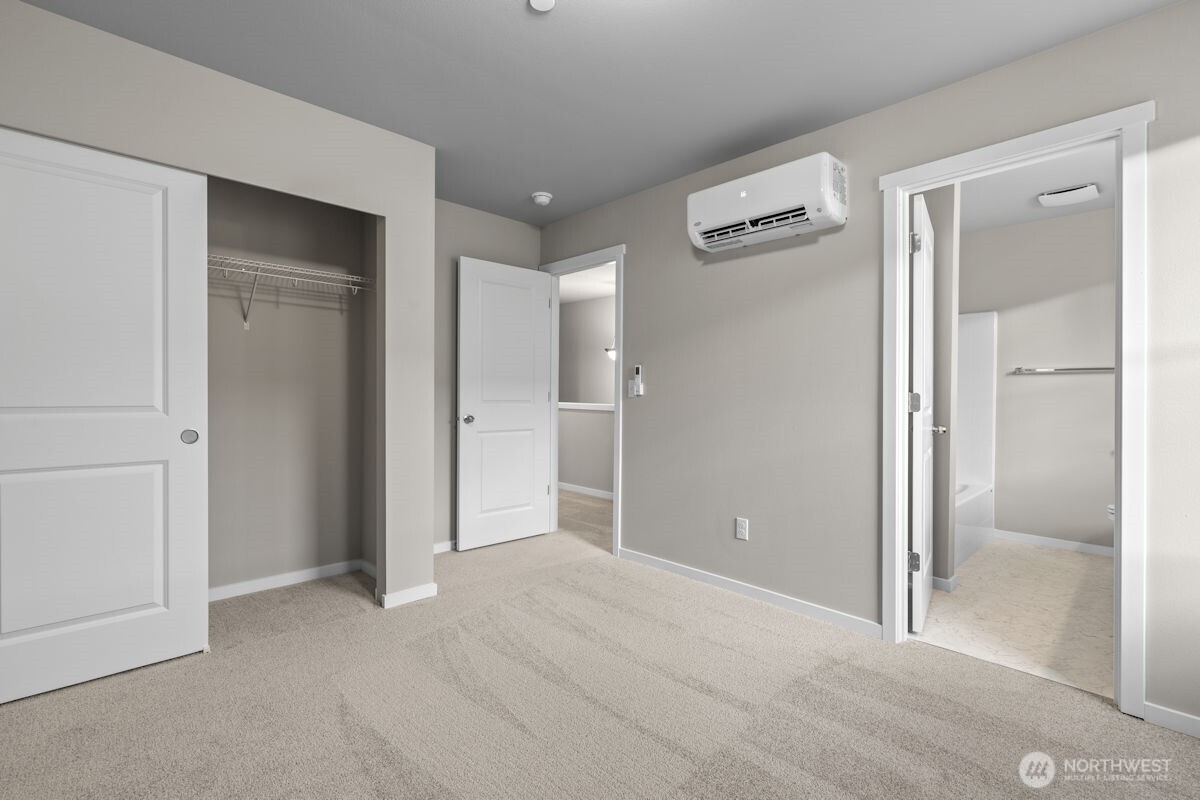 7027 Rainier Drive #G, Everett, WA 98203