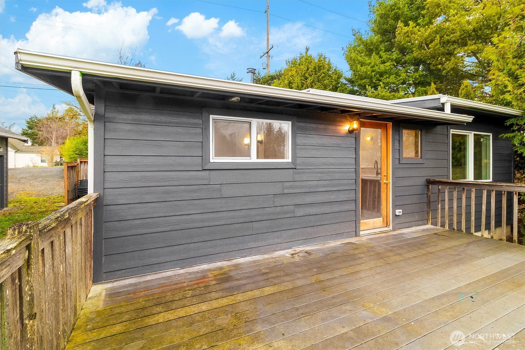 3216 Bennett Drive , Bellingham, WA 98225