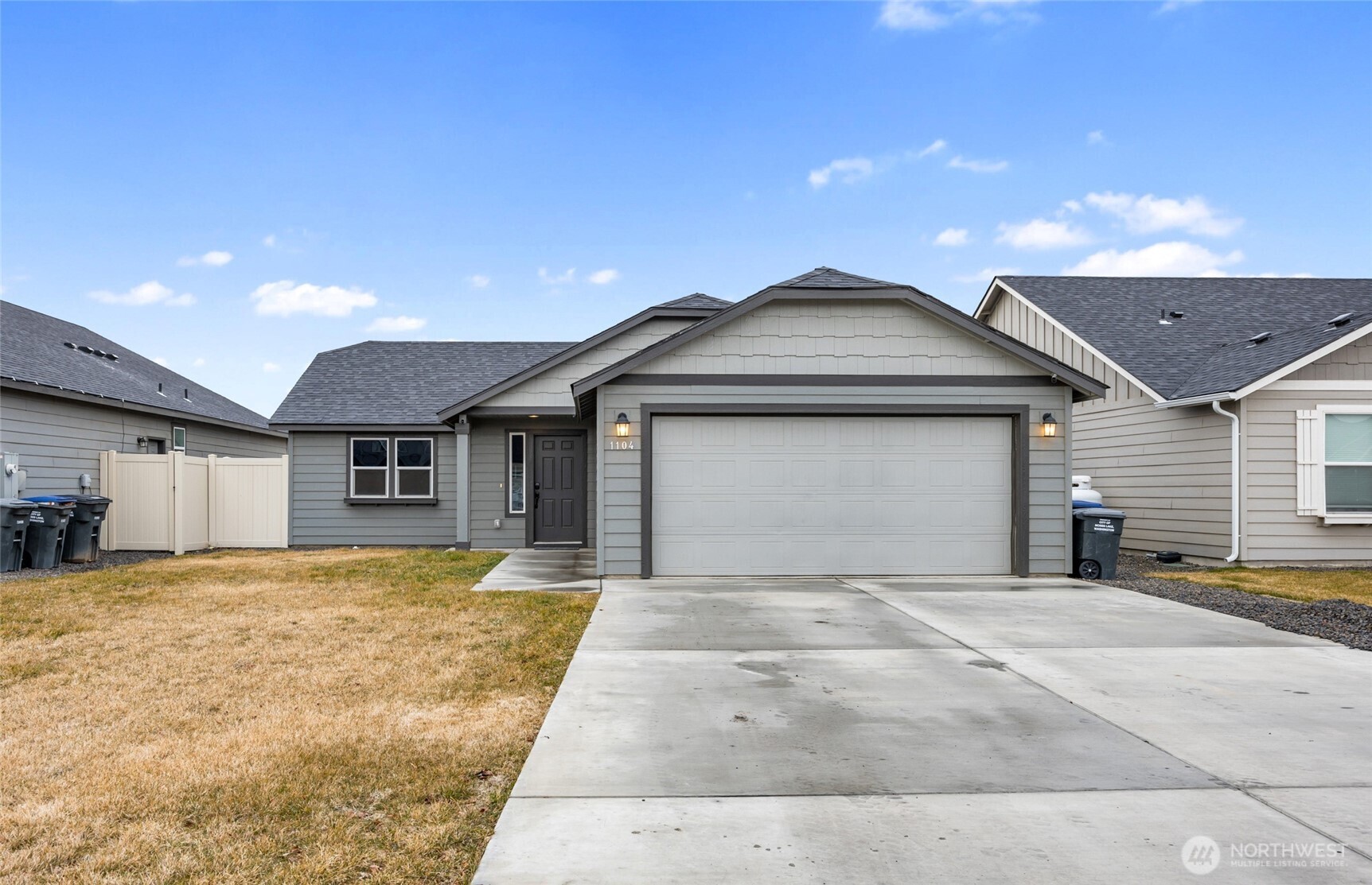 1104 W Maple Drive , Moses Lake, WA 98837