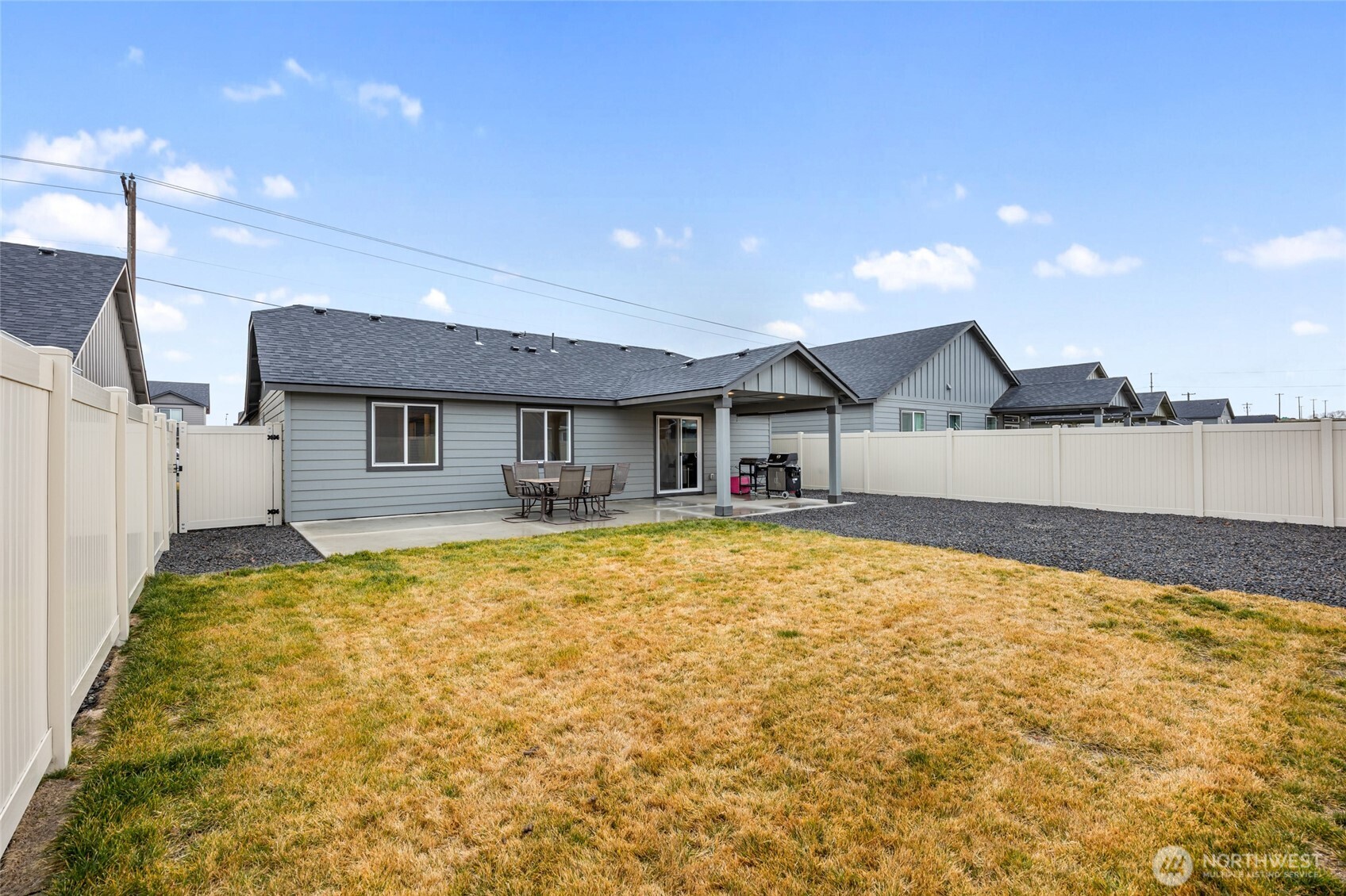 1104 W Maple Drive , Moses Lake, WA 98837
