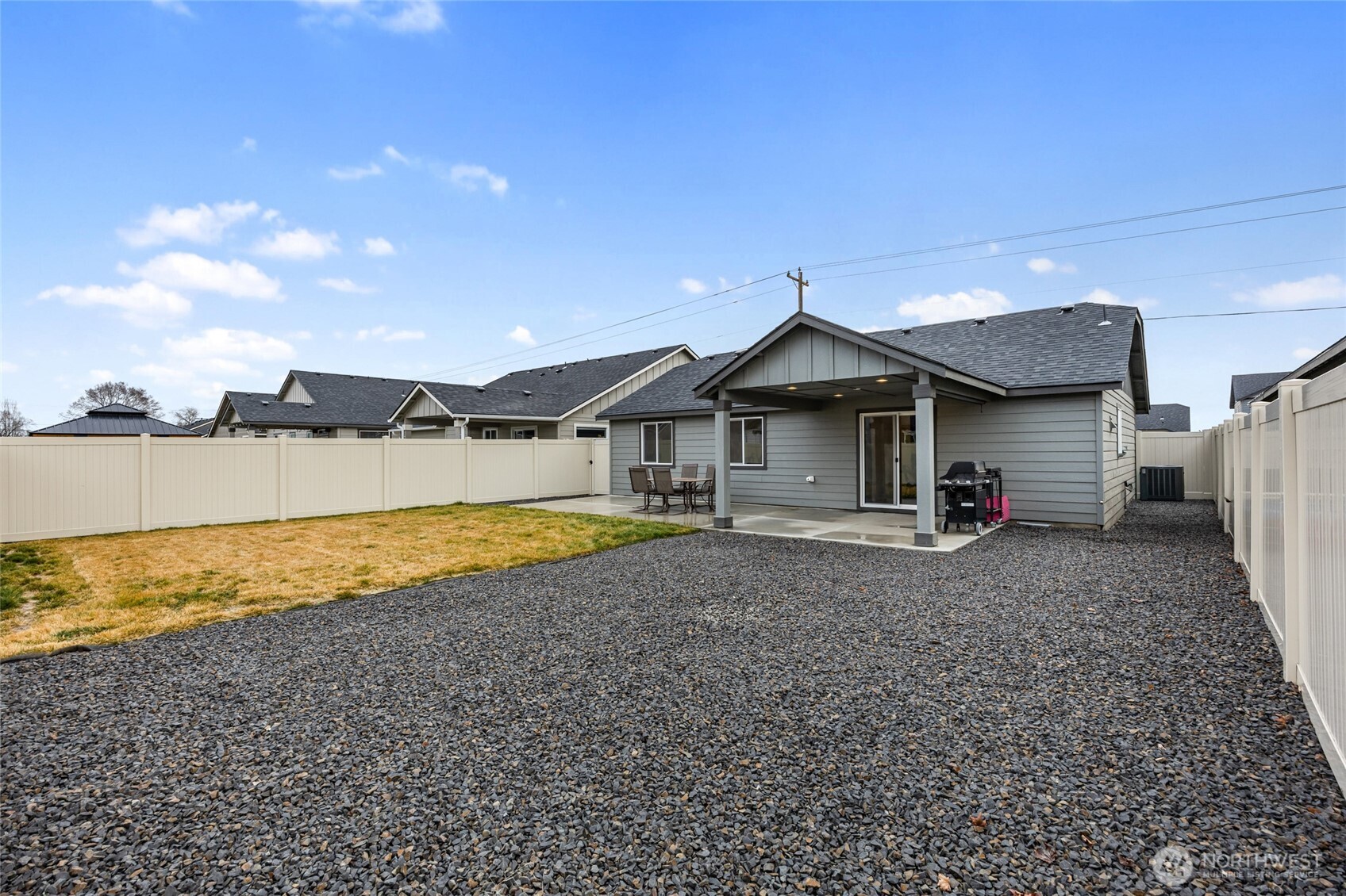 1104 W Maple Drive , Moses Lake, WA 98837