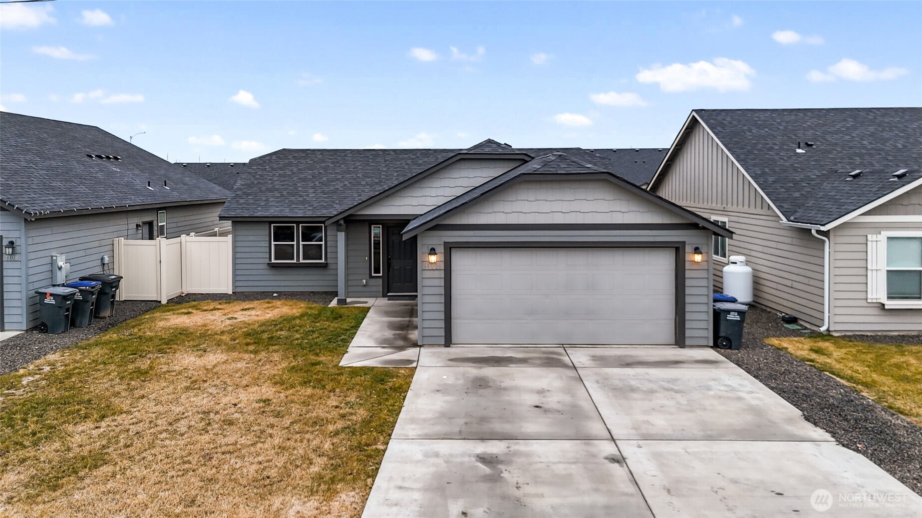 1104 W Maple Drive , Moses Lake, WA 98837